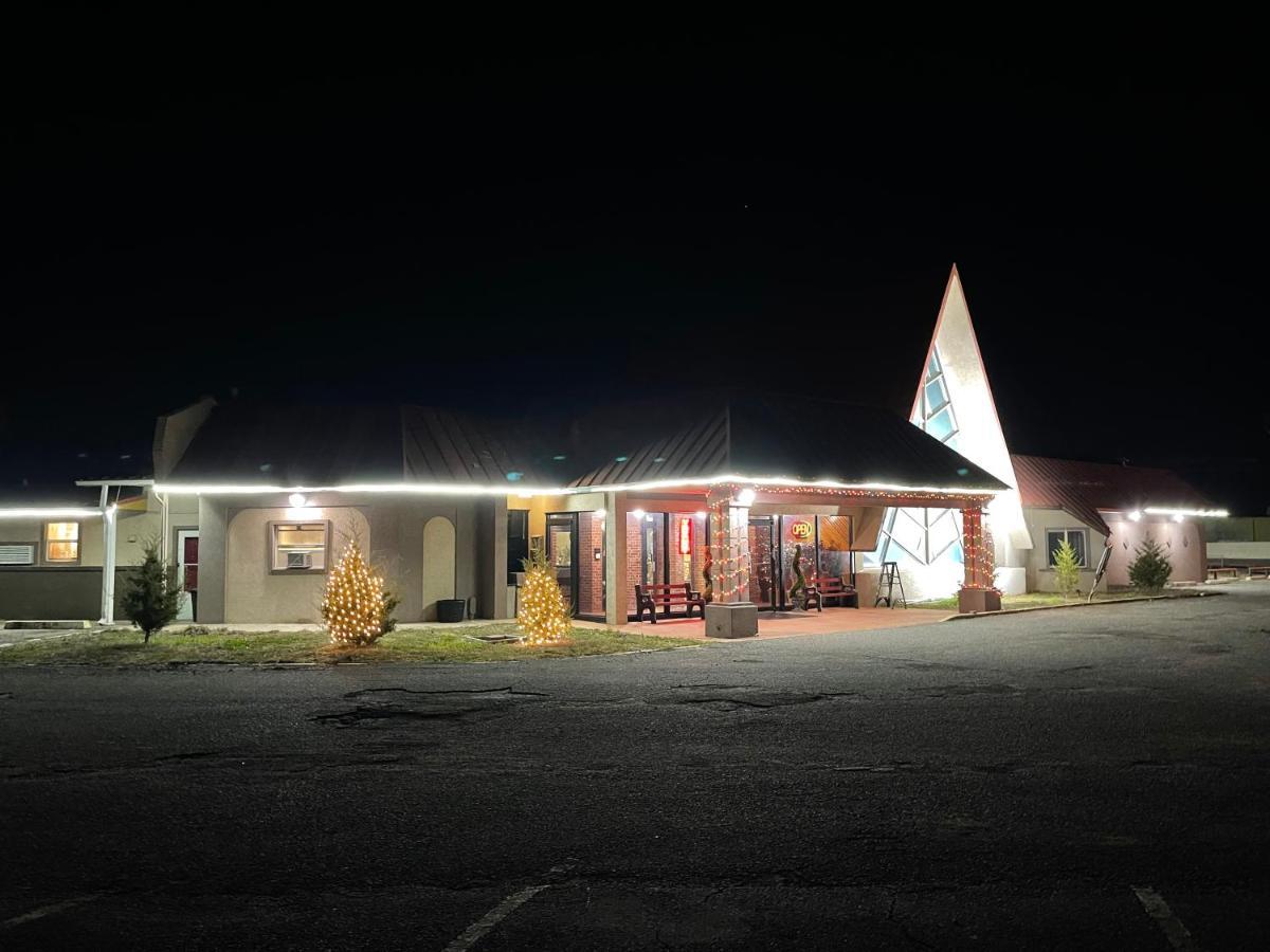 American Best Inn By Oyo I-35 Perry Near Lake Mcmurtry Extérieur photo