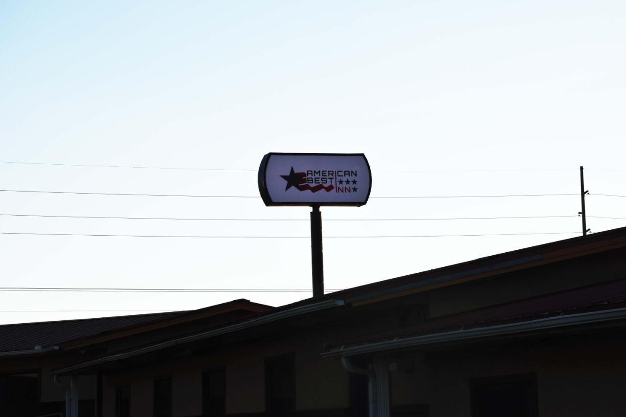 American Best Inn By Oyo I-35 Perry Near Lake Mcmurtry Extérieur photo