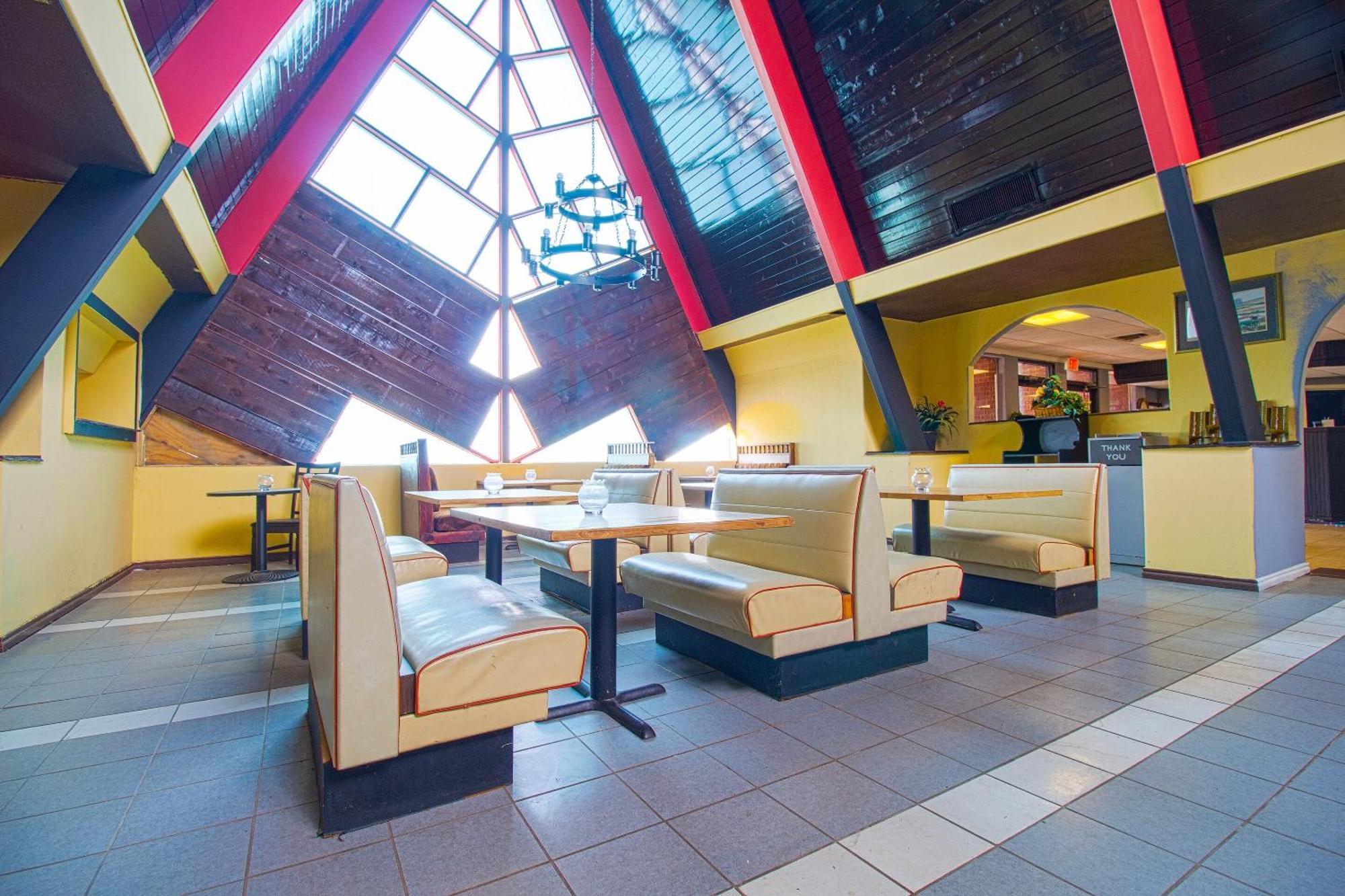 American Best Inn By Oyo I-35 Perry Near Lake Mcmurtry Extérieur photo