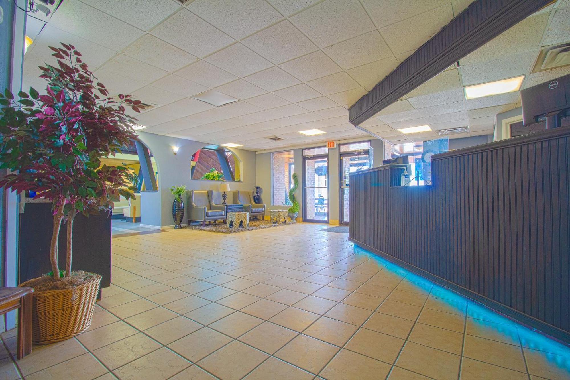 American Best Inn By Oyo I-35 Perry Near Lake Mcmurtry Extérieur photo